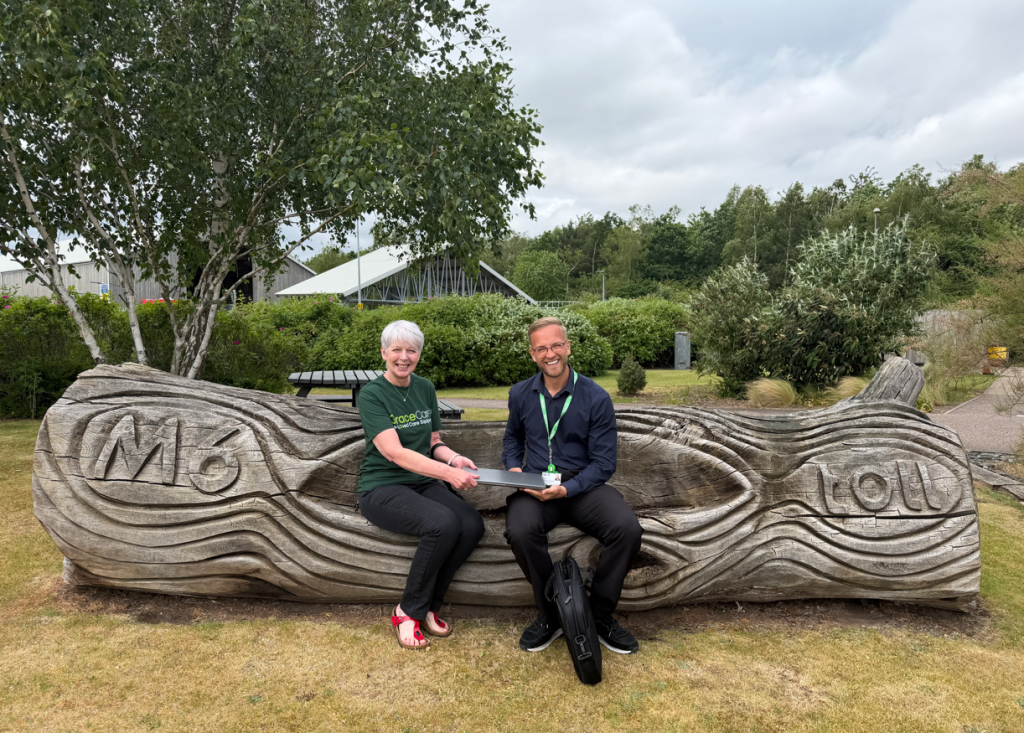 M6toll Supports Grace Cares Care Club with Technology Donation to Strengthen Community Wellbeing